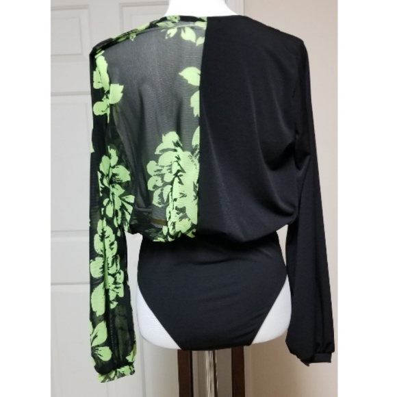 🆕️1 LEFT👉A3 Design Black & Green Floral Bodysuit - Picture 6 of 8